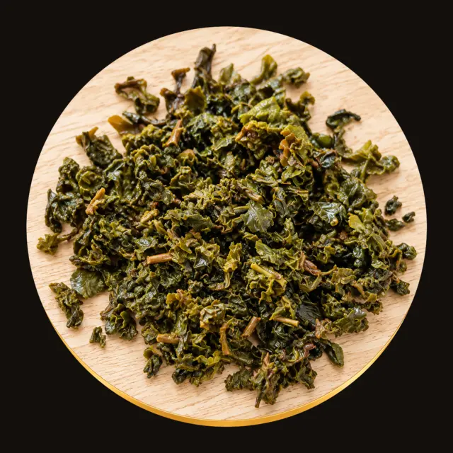萃取後舒展的茶葉